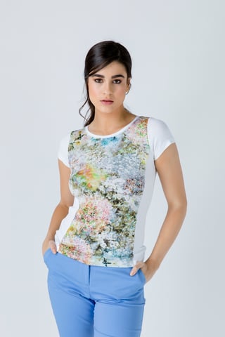 Witte top met korte mouwen en bloemenprint