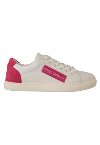 Prachtige Leren Lage Sneakers Met Klassieke Vetersluiting