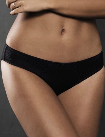 1368 Rosa Faia By Anita Charlize Brief