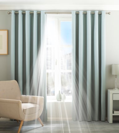 Twilight Zwartoutvoering Grommet Gordijnen in Eendenegg Blauw