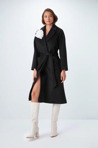 Classic Coat  in Black