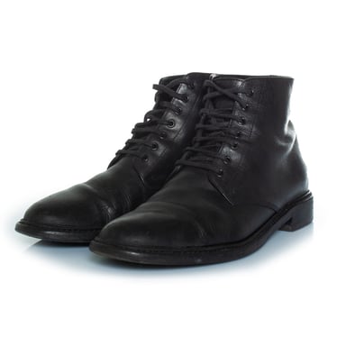 Lace up ankle boots in black leather