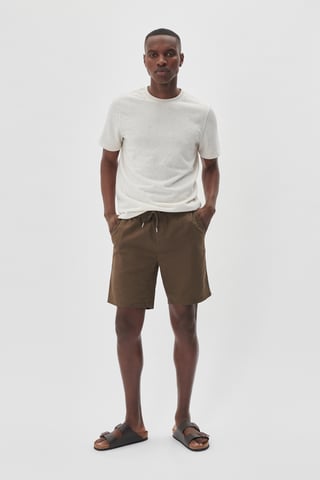 Short Regular fit dark brown