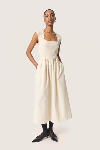 Jersey jurk Feminine beige