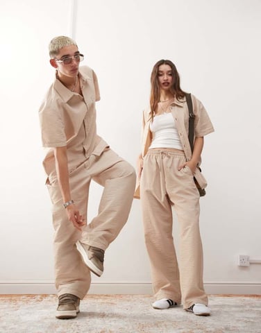 Återvunnen vintage unisex baggybyxa med kontrastsöm i sten färg