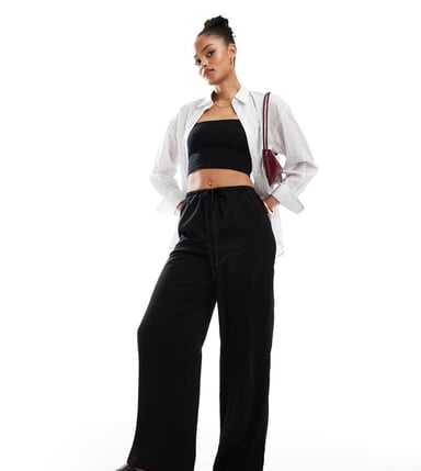 ASOS DESIGN Lång satinkjol i svart