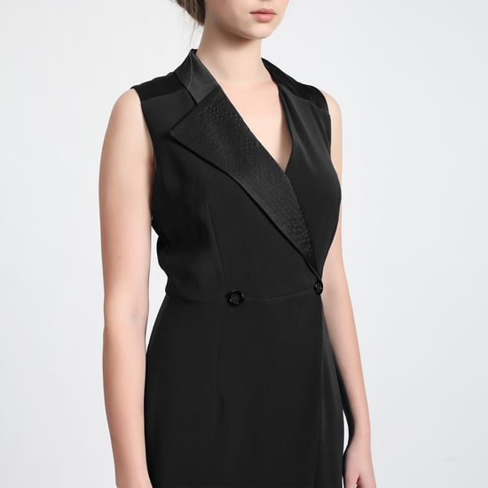 Tailor wrap effect dress with topstitched collar