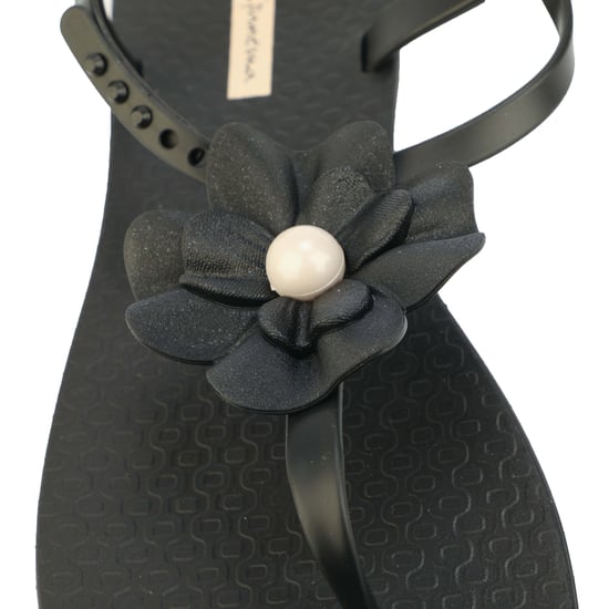 Women's Ipanema Flora Sandals in Black