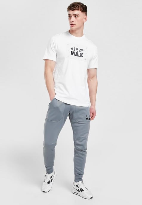 Nike Sportswear Retro Air Max T-shirt in wit - Image 4