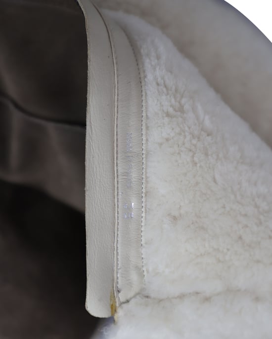 Moncler Knielange Leren Laarzen met Schapenwollen Voering in Grijs Suède - Image 6