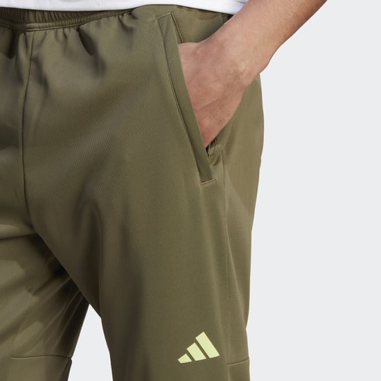 Train Essentials Seasonal Woven Training Pants - Image 4