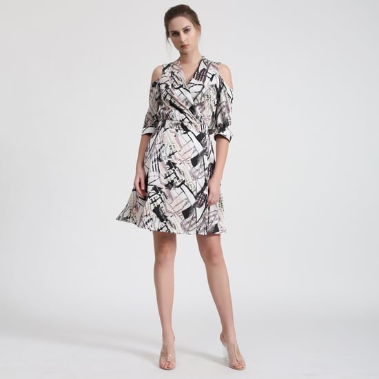 Geometrische print vleermuismouwen wrap effect -jurk - Image 1