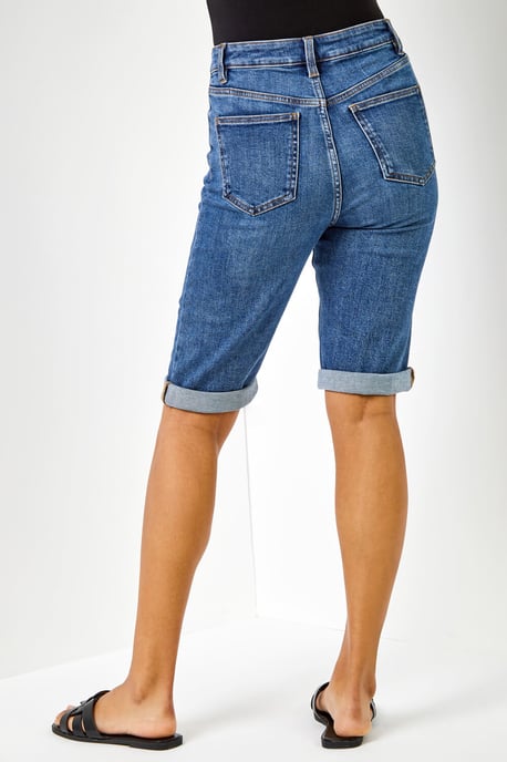 Essential Stretch Knee Length Shorts