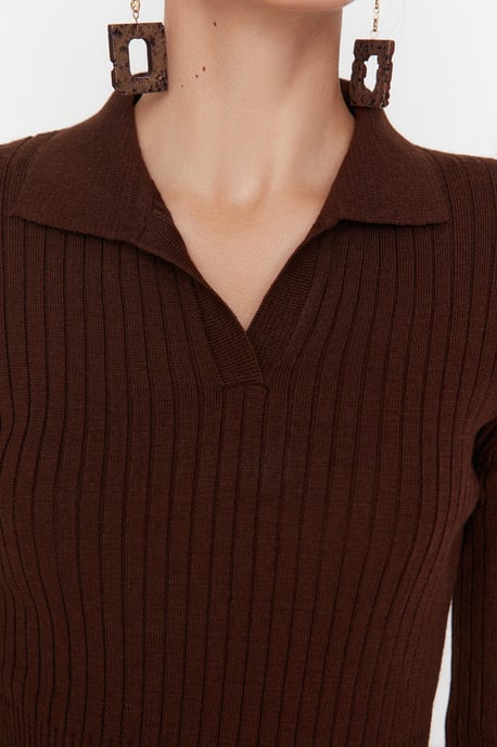 Trendyol Dames Polo hals lichaamssconisch Midi Jurk - Image 4
