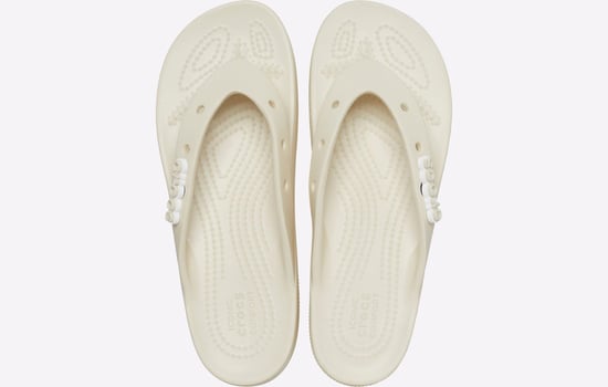 Crocs Classic Platform Flip Flop Unisex - Image 5