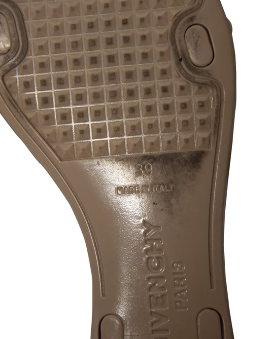 Givenchy Jelly Plate Chain Flat Sandals in Beige Plastic - Image 6