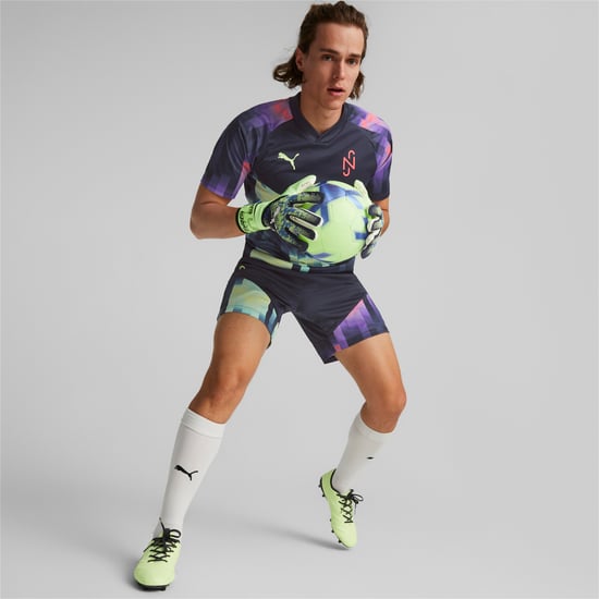 PUMA Unisex ULTRA Ultimate 1 Negative Cut Football Goalkeeper's Gloves