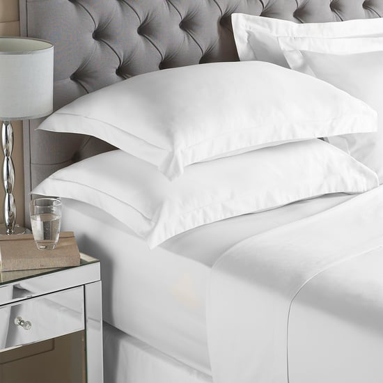 200 Draad Count Fitted Sheet - Image 1