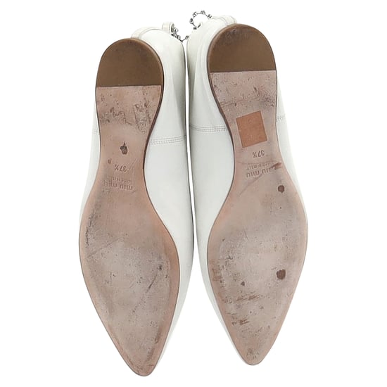 Miu Miu Versierde Strap Pointed-Toe Ballerina's in Witte Leer - Image 6