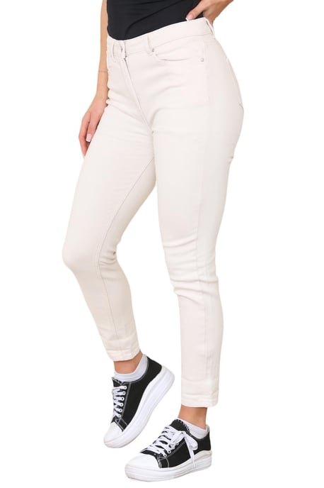 M&Co Dames jeans met hoge taille en taps toelopende rechte pijpen in beige - Image 3