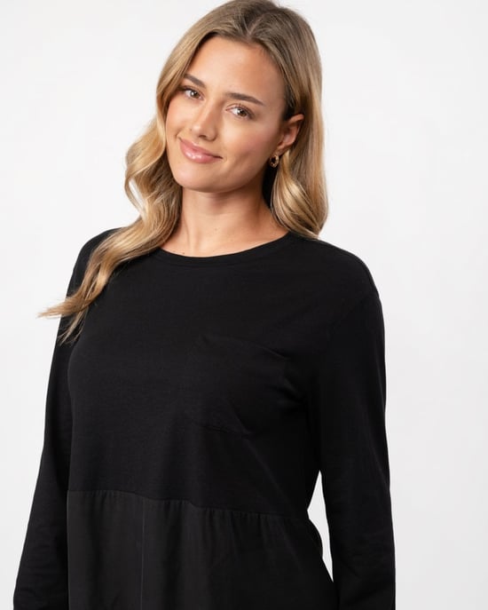 T-shirt met ronde hals, borstzak en zijsplit in blauw - Image 4