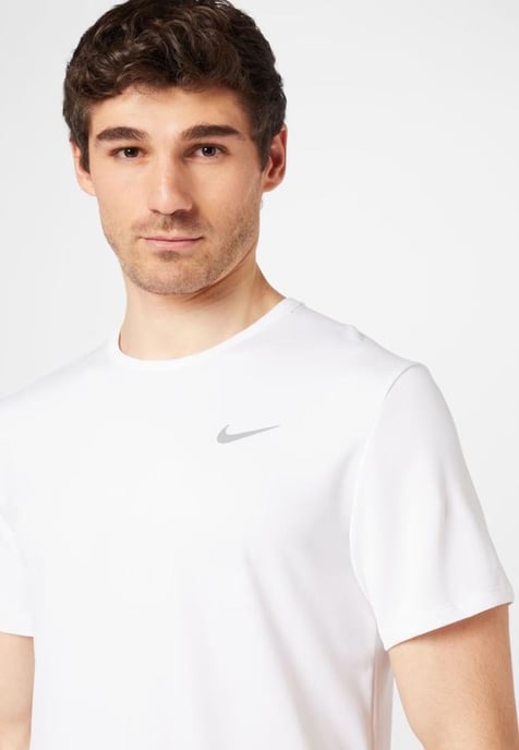 Nike Dri Fit Heren Miler T-shirt met korte mouwen in wit - Image 4