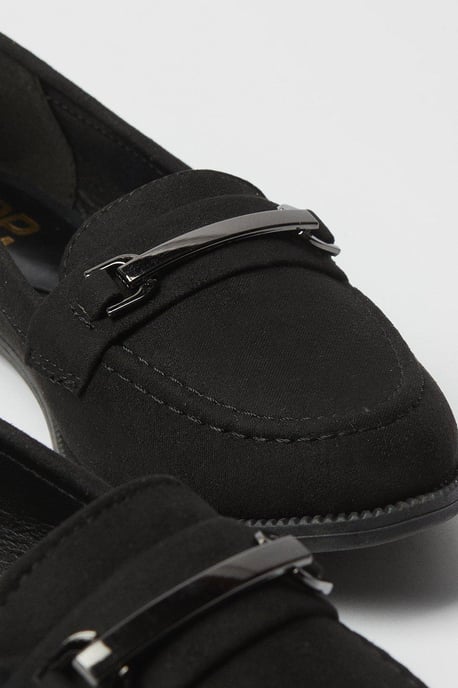 Loren Snaffle Detail Loafers