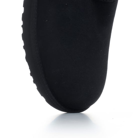 Ugg Classic Mini II dameslaarzen in zwart - Image 6