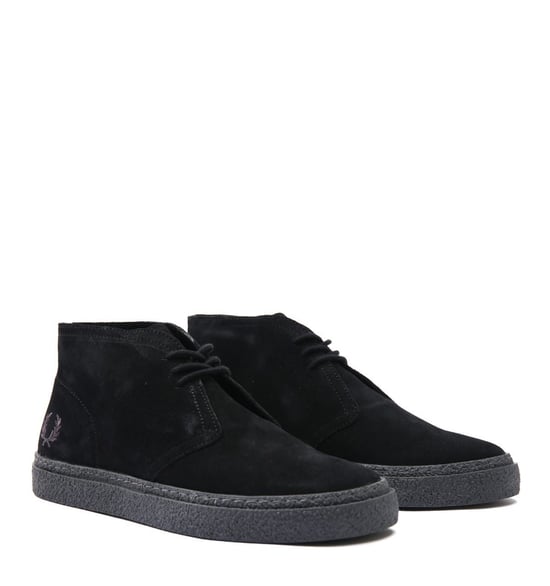 Men's Fred Perry Hawley Suede Chukka Boots in Black - Image 2