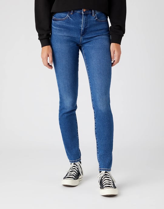 GB - Wrangler - HIGH RISE SKINNY CAMELLIA