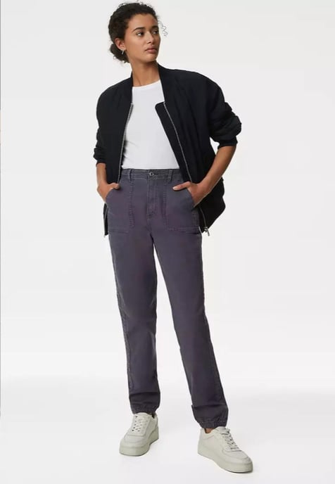 M&S Collection Dames Katoenmix Slim Fit Ankle Grazer Joggers Licht Indigo - Image 4
