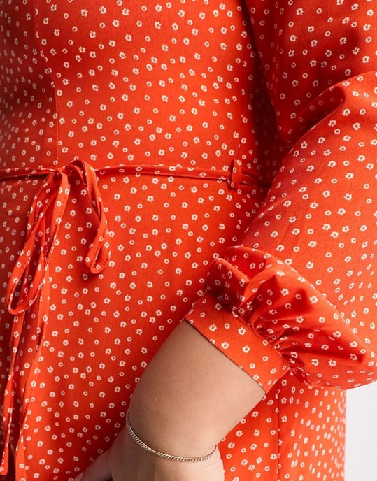 Glamorous Curve v neck tie waist tea playsuit in red orange ditsy-Multi