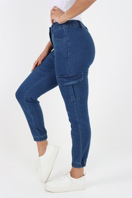 Damesjeans met elastische taille en zelfboeien in blauw - Image 3