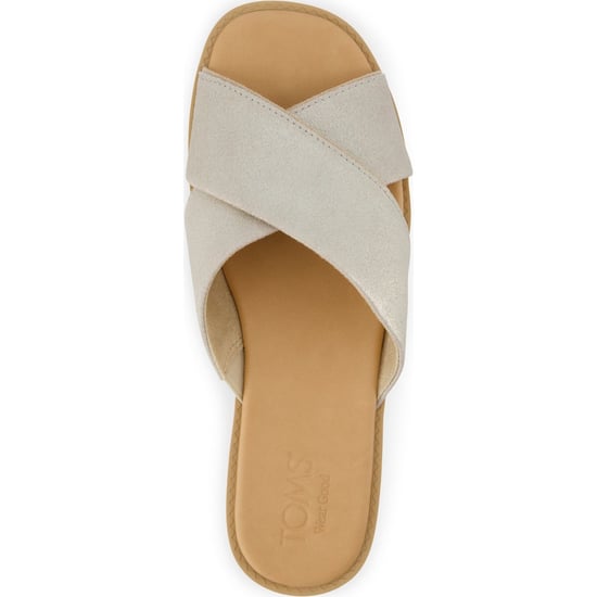 TOMS Mae Crossover Leren Damessandalen in Champagne - Image 4
