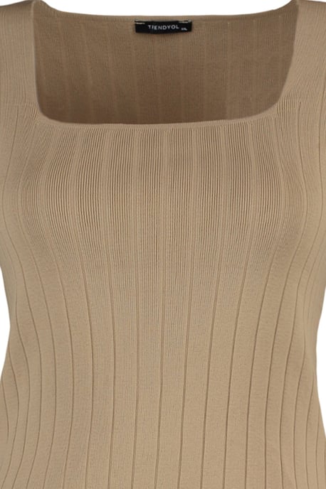 Trendyol Dames Ballonmouwen Bodycone Rechte Plus Size Blouse - Image 6