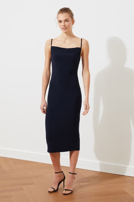 Trendyol Vrouw/Meisje Col nek Bodycon Midi Jurk - Image 4