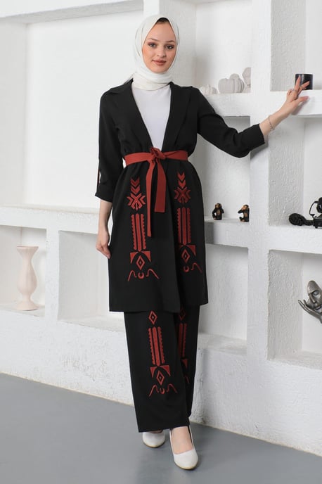 Jurk Geborduurd Pak Set - Image 1