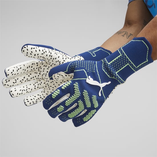PUMA Unisex FUTURE Ultimate Negative Cut Football Goalkeeper Gloves - Image 3