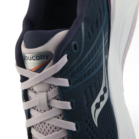 Women's Saucony Munchen Running Shoes in Lilac