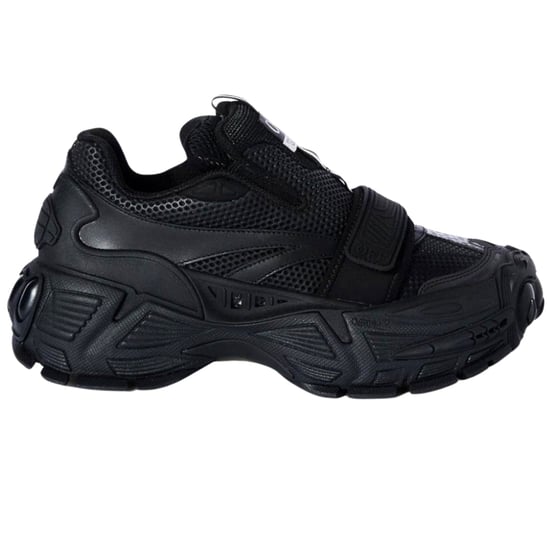 Gebroken witte handschoen slip zwarte sneakers - Image 1