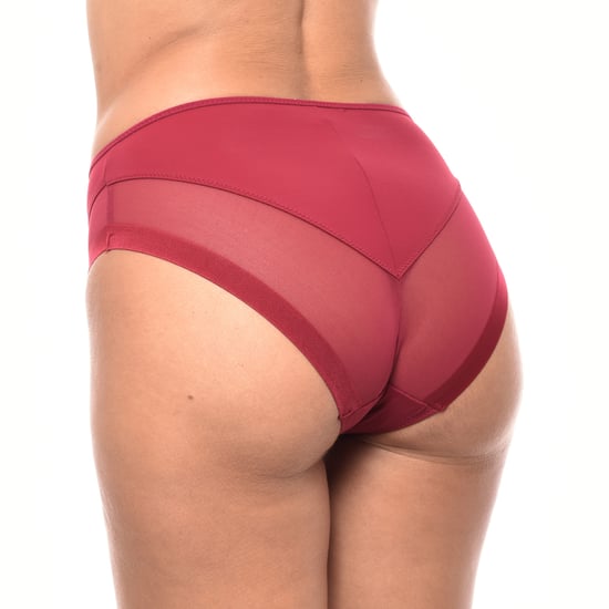 Generous elastic and breathable fabric panties 00A63 for women offers comfort and natural movement