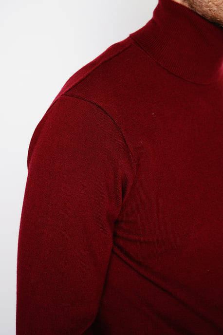 GB - William de Faye - turtleneck - Wine Red