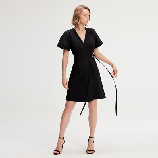 Minimalistische wrap jurk - Image 3