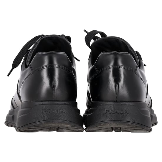 Prada Prax 01 Veterschoen Lage Sneakers in Zwart Kalfsleer - Image 4