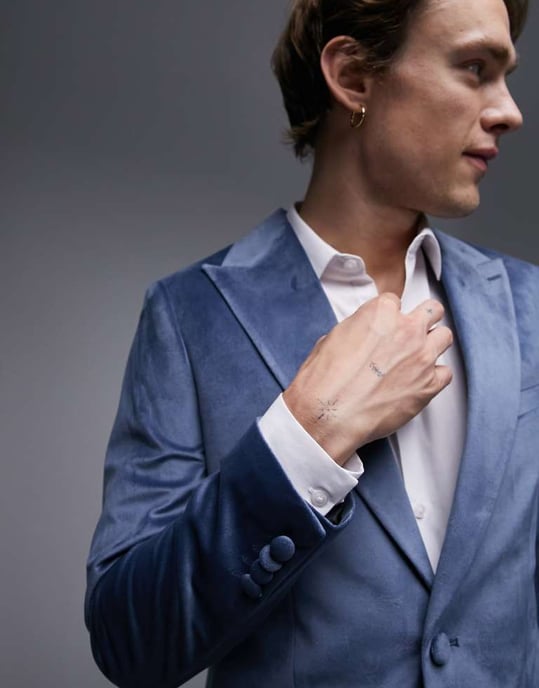 Topman skinny single breasted velvet blazer in blue - Image 2