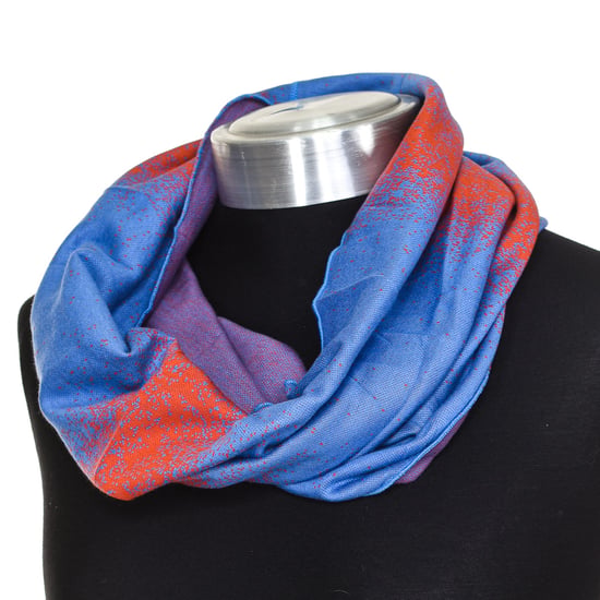Gradient Infinity Neck in light and soft fabric 69200 unisex