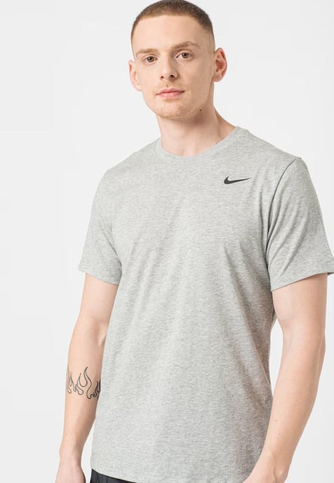 Nike Dri-FIT T-shirt in grijs - Image 3