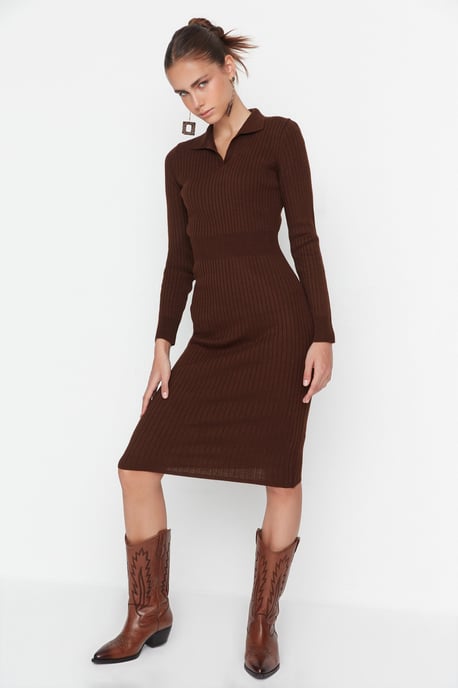 Trendyol Dames Polo hals lichaamssconisch Midi Jurk - Image 1