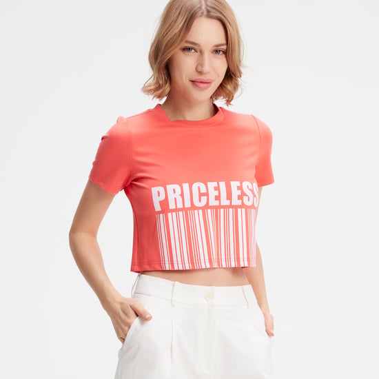 Typo print crop t-shirt - Image 2