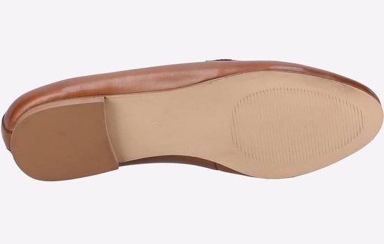 Hush Puppies Harper Chain Leren Damesslippers In Tan. - Image 4